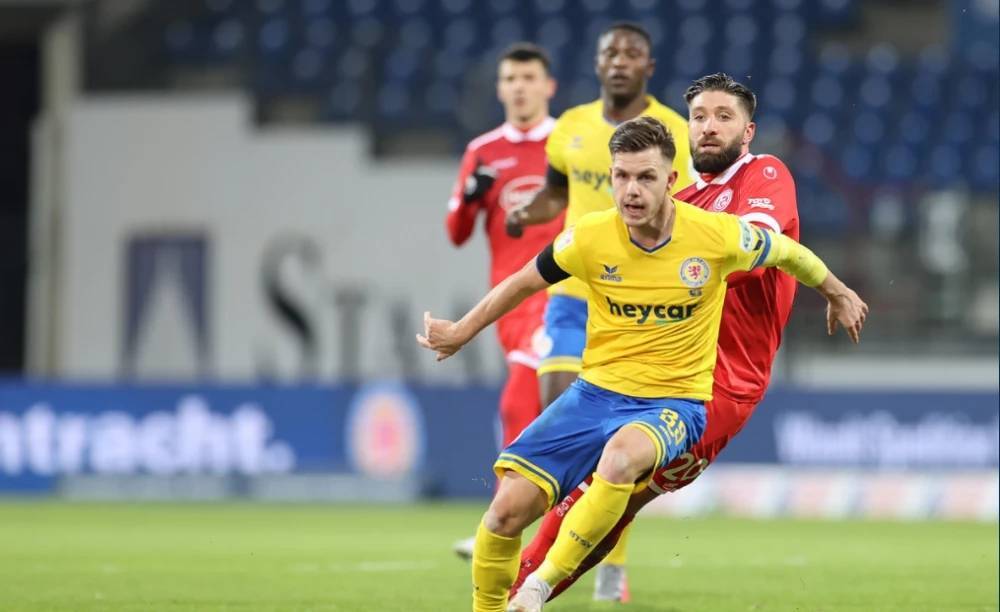 步将主攻权 步将主攻权